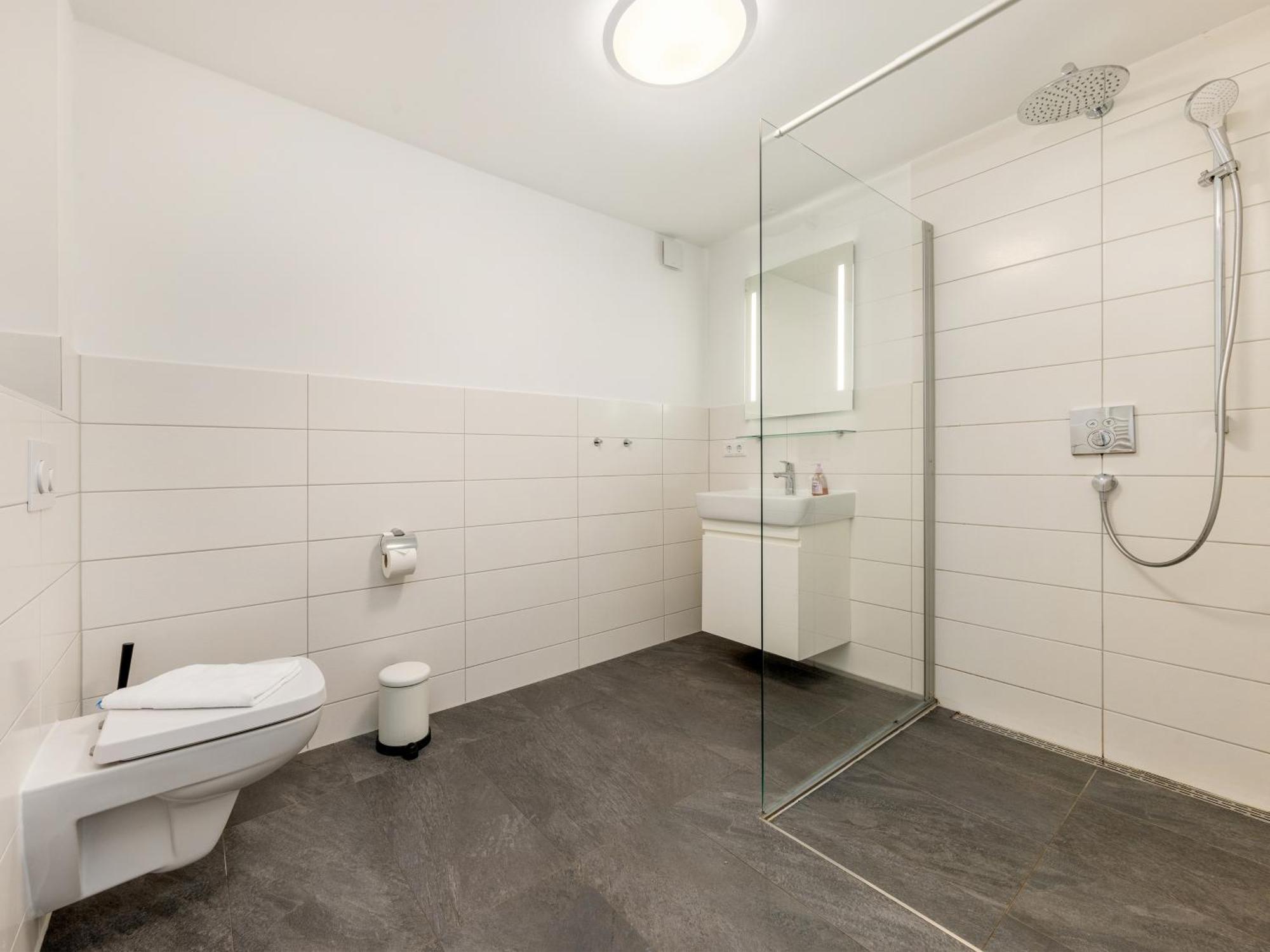 Ferienwohnung Meeresrauschen In Der Residenz Clara Sophia Binz Luaran gambar